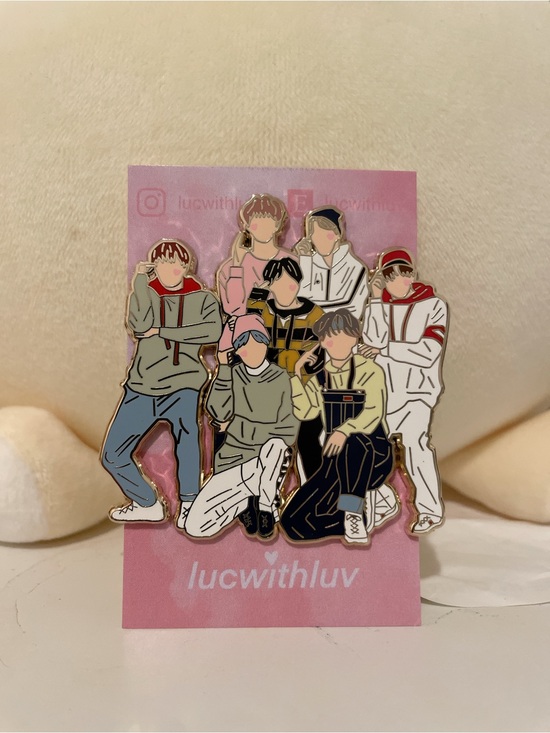 BTS Other - BTS OT7 Go Go Pin